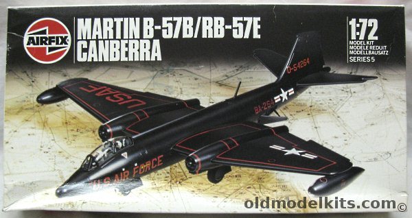 Airfix 1/72 Martin RB-57E or B-57B Canberra - 13th TBS 41st Air Division PACAF USAF 1965 B-57B / Detachment 1 460th TRW USAF Tan Son Nhut Air Base South Vietname 1966 RB-57E, 05018 plastic model kit
